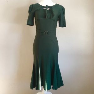 Green wiggle dress 50’s/60’s! Cute & Vintage